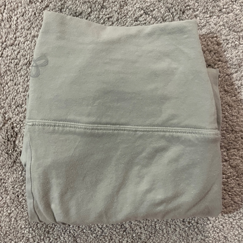 TNA Aritzia Atmosphere Hi-Rise Leggings - Sage Green - Size M